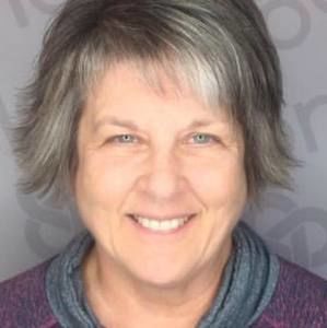 Meet your Posher, Cindi